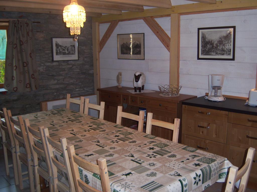 Villa Les Granges De La Fontaine Antignac Habitación foto